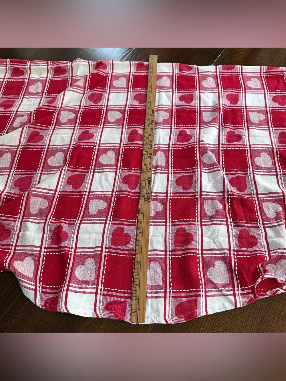 Vintage Park B Smith Valentine Red White Heart Checkered Tablecloth Round 70